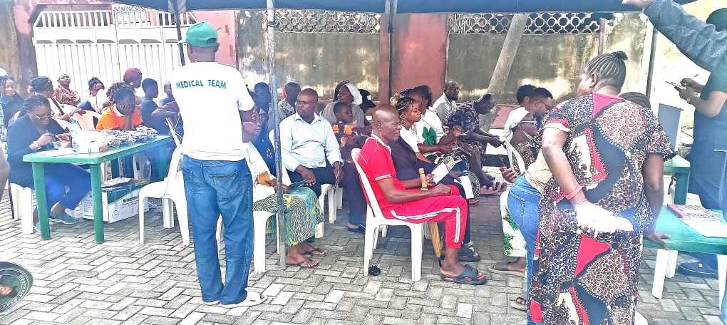 Day 2: “He Ended Years Of Struggle”: Oshodi-Isolo Lawmaker Takes Free Eye Care To Sanni Street