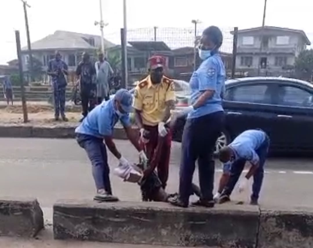 LASTMA RESCUES CRITICALLY INJURED HIT-AND-RUN VICTIM, AS FLEEING DRIVER ABANDONS VICTIM TO HIS FATE AT OJOTA, LAGOS